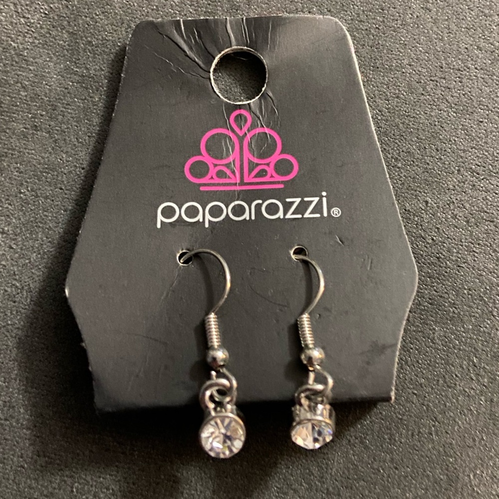 Paparazzi brand earrings